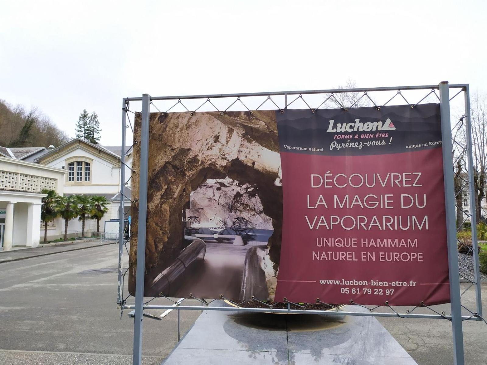 Au 47 Allees D'Etigny - Central & Standing - Avec Parking - Linge De Lit Et De Toilette Inclus Bagnères-de-Luchon 外观 照片