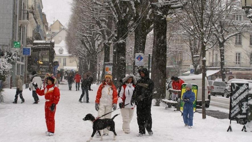 Au 47 Allees D'Etigny - Central & Standing - Avec Parking - Linge De Lit Et De Toilette Inclus Bagnères-de-Luchon 外观 照片